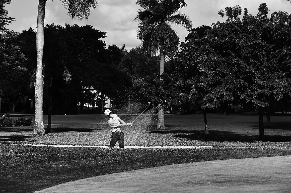 green side bunker photograph